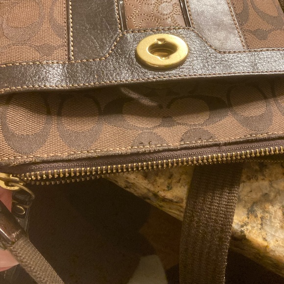 Crossbody/ messenger bag - Picture 9 of 15